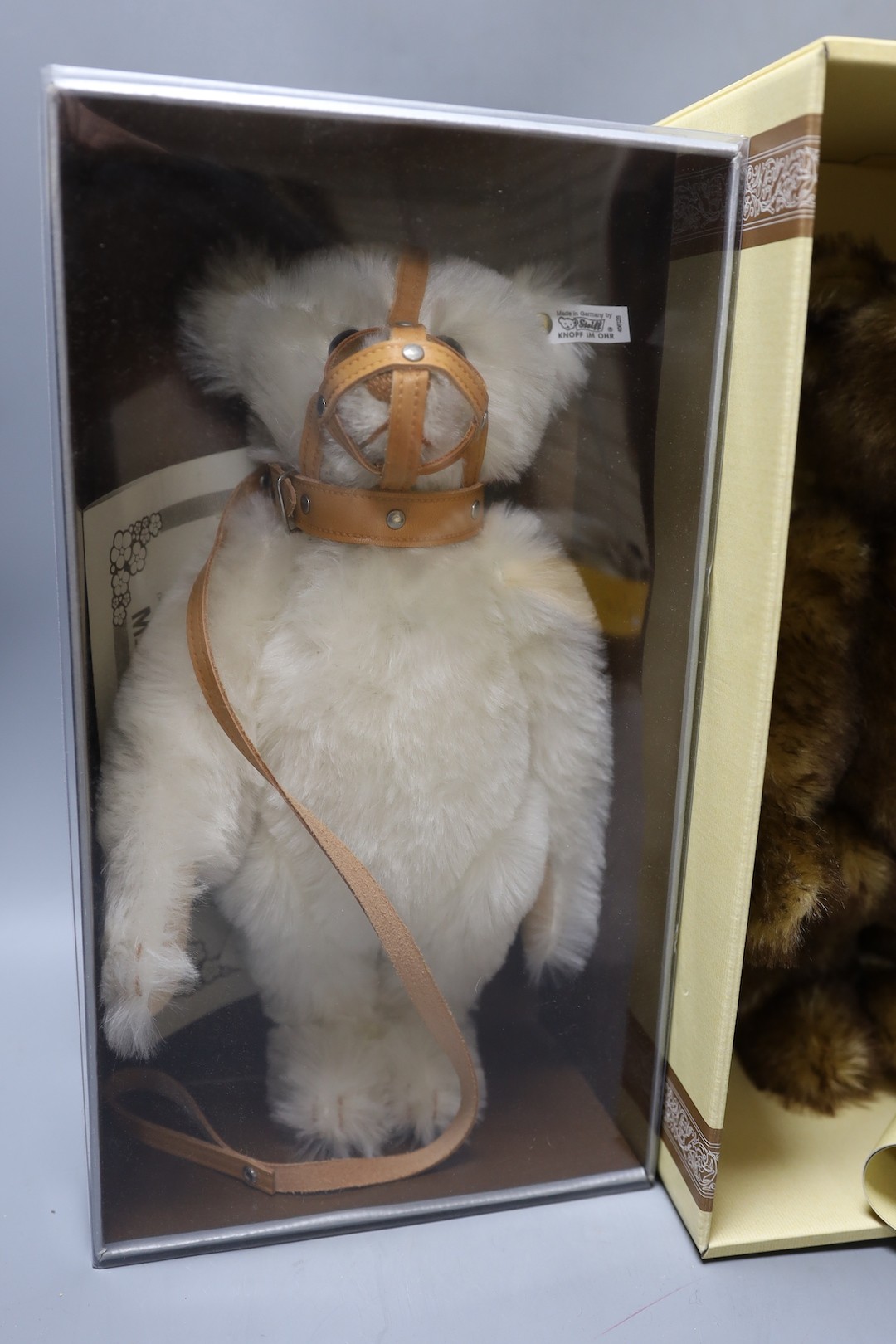 A white tag Steiff Muzzle teddy bear, 33cm, box/cert. with brown tipped British Collectors Bear, 1995, box/cert., Steiff Club Bear 2009, box 20cm and mini Steiff Bear April, box/label, 8cm